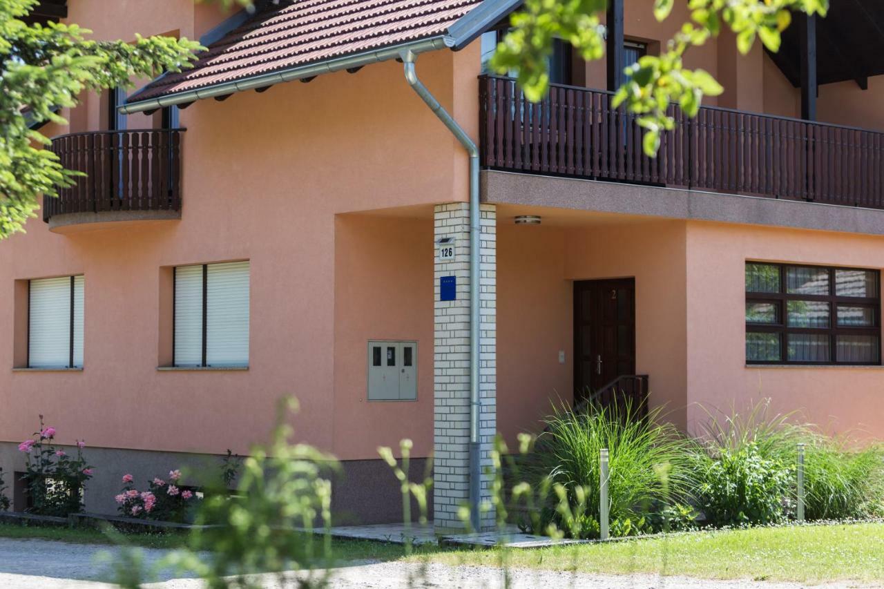 Green Oase Slunj Exterior foto